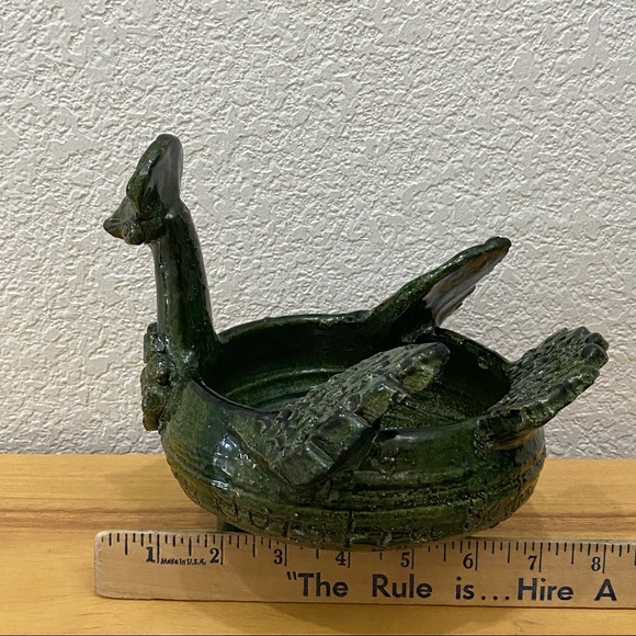 Unique Green Clay Pottery Animal Sculpture Peacock Footed Dish Planter Decor - Picture 7 of 15